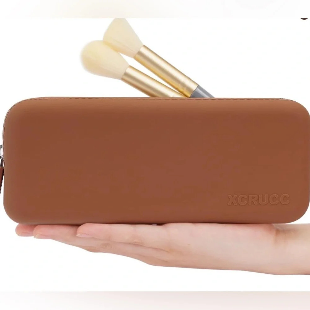 🆕 XCRUCC Silicone Makeup Brush Bag
